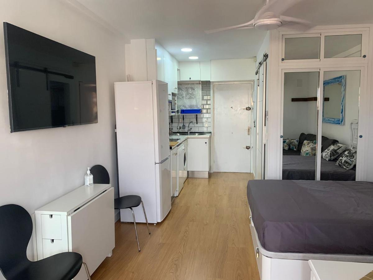 Sweet Home Benalmadena, Estudio Con Vistas Al Mar Y Excelente Conexion Wifi, Para No Fumadores, Con Piscinas, Sea Views, With Swimming Pools, Completely Renovated, Ideal For Older People, Bright With Morning Sun, No Smoking Экстерьер фото