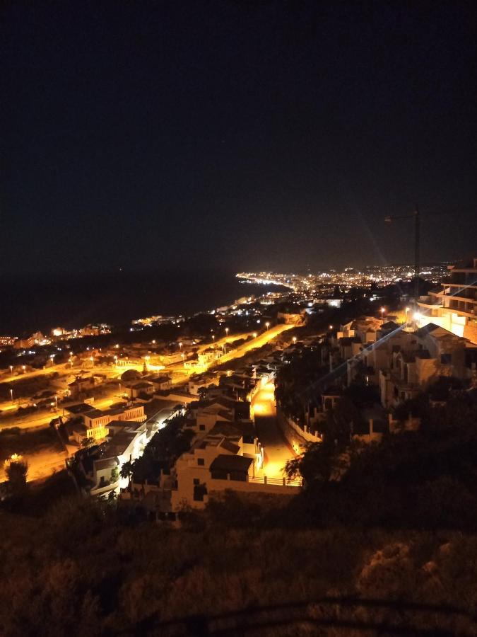Sweet Home Benalmadena, Estudio Con Vistas Al Mar Y Excelente Conexion Wifi, Para No Fumadores, Con Piscinas, Sea Views, With Swimming Pools, Completely Renovated, Ideal For Older People, Bright With Morning Sun, No Smoking Экстерьер фото